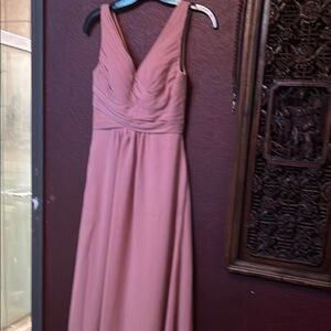 Elegant Pink Sleeveless Dress